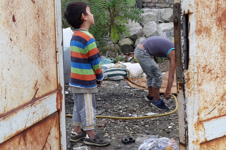 HfO_Roma-Slum_Novi-Sad_Foto_Beate-Brauckhoff