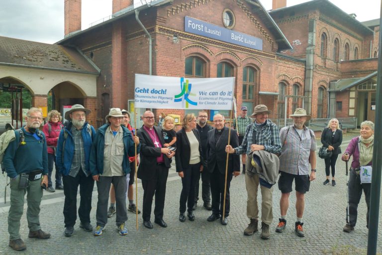 Ankunft-Forst Foto_Chris Böer_Klimapilgerweg 2021