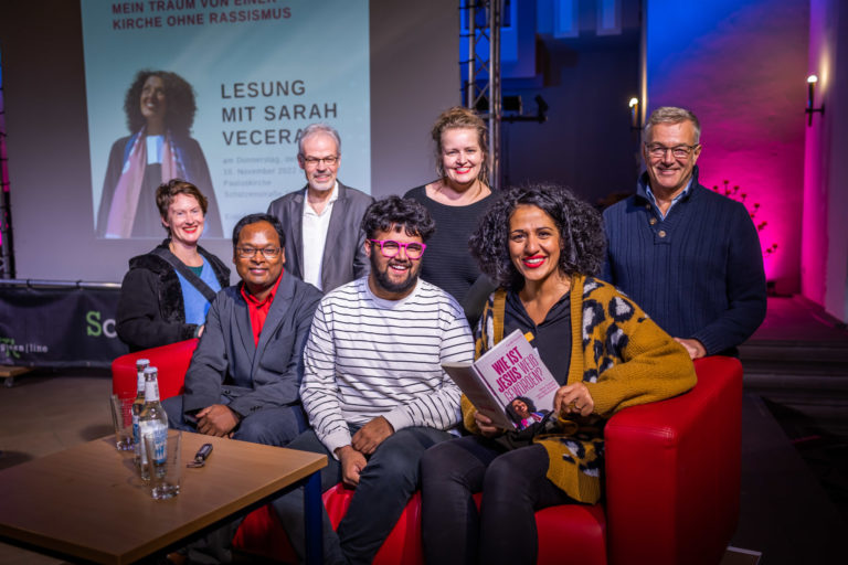 1110uk-Lesung Sarah Vecera Schuetze 001_